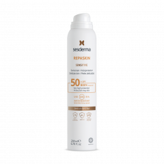 Fotoprotector SPF50+ Sensitive Aerosol